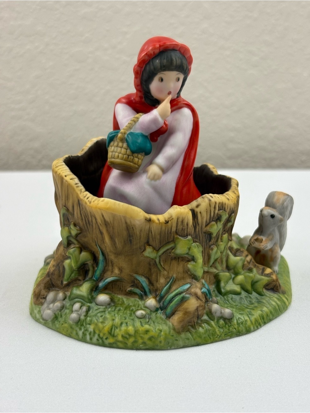 1986 Franklin Mint “Fairytale Surprises” Figurine of Little Red Riding Hood